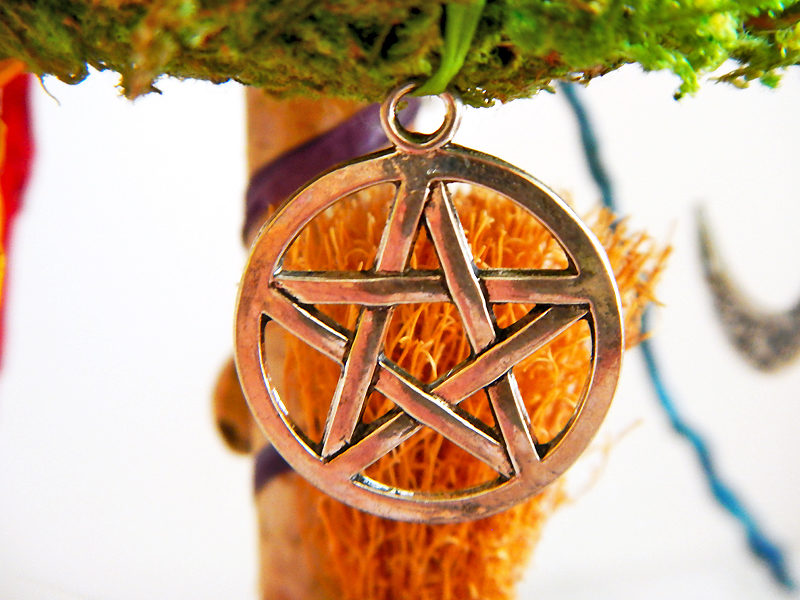 Beltane Baum "Wicca" - Pentagramm Motivanhänger (Abb. ähnlich)
